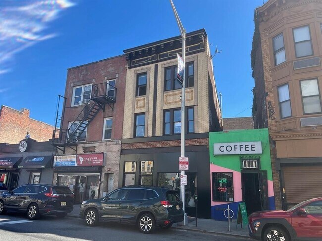 Building Photo - 434 W SIDE Ave