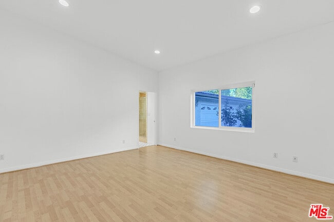 Building Photo - 19016 Wells Dr