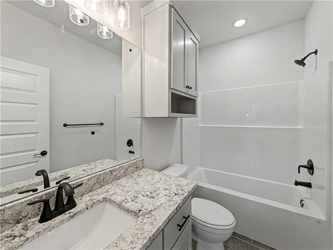 Building Photo - 6905 SW Basswood Ave