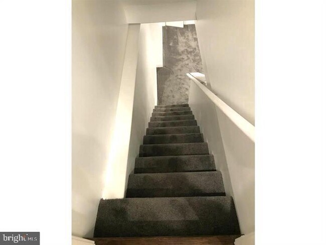 Building Photo - 126 N Wayne St