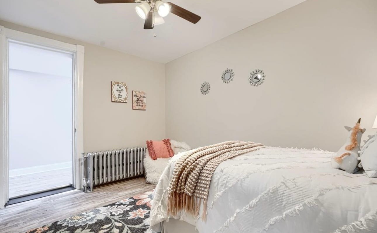 Building Photo - 627 S Eaton St