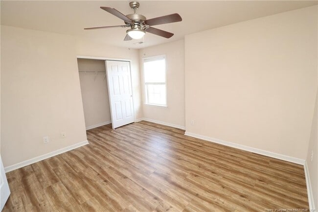 Building Photo - 619 Sealine Dr