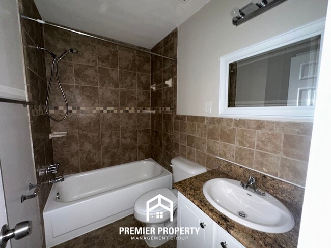 Building Photo - Beautiful 3BR/2BA Bartlett Home | 1,608 Sq Ft, Fireplace & Fenced Yard with Covered Patio