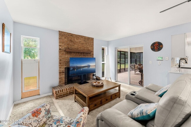 Building Photo - 1848 Edith St NE