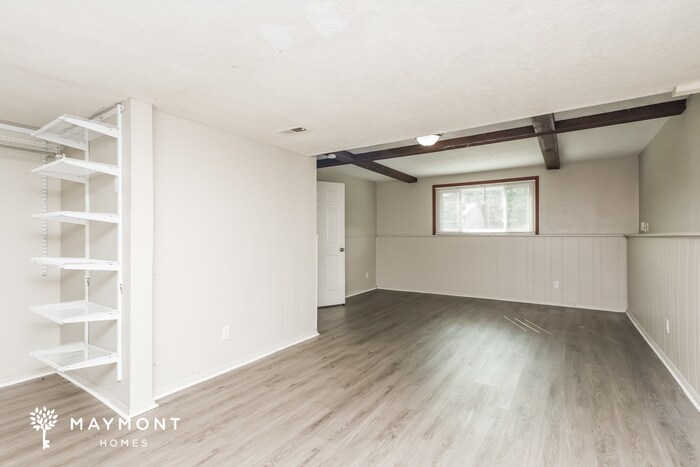 Building Photo - 9612 Springwater Ln