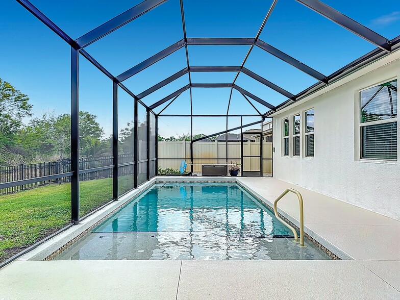 Building Photo - 17535 Cantarina Cove