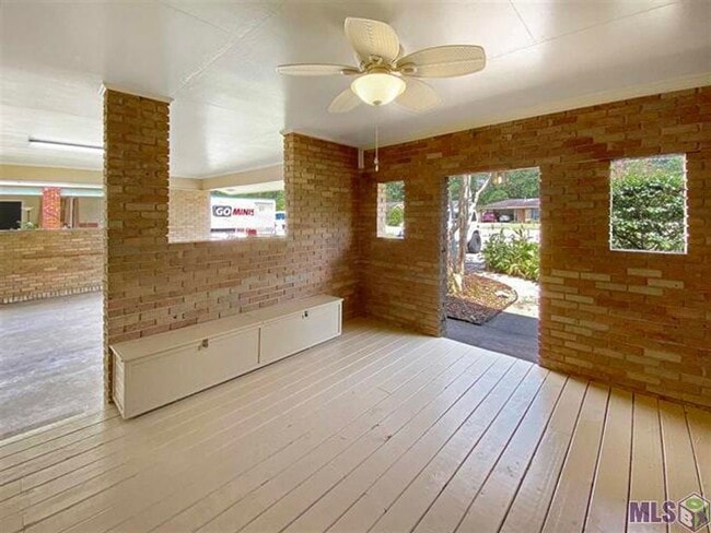 Building Photo - 619 Baird Dr