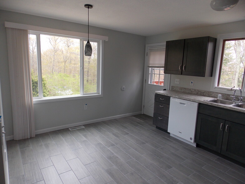 Building Photo - 115 Minechoag Heights