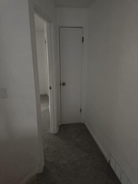 Building Photo - 17000 Ridgewick Dr