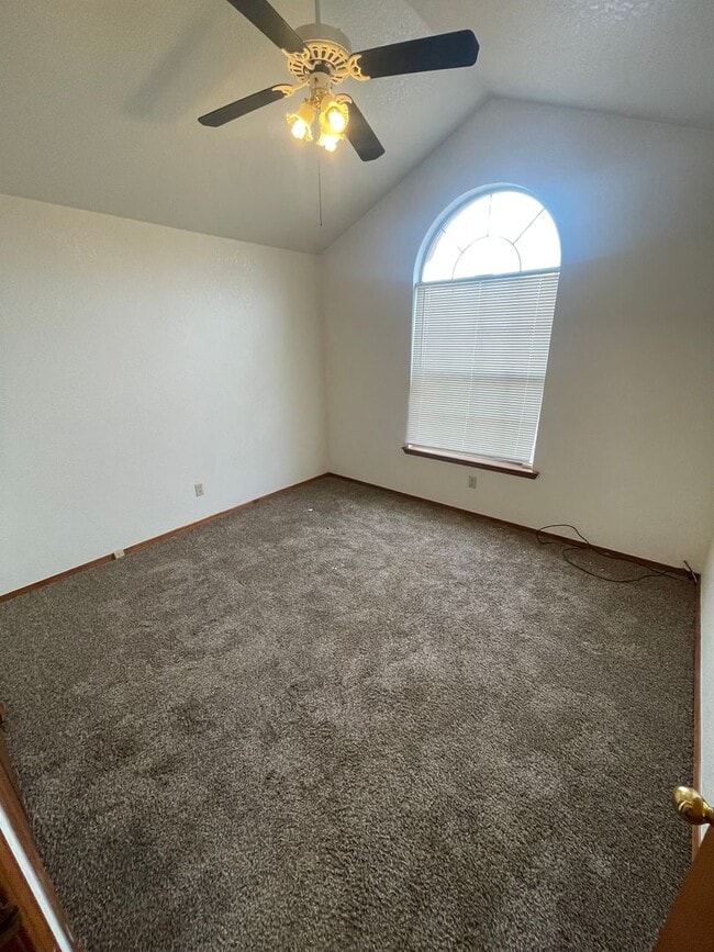 Building Photo - Cozy 3 Bedroom/2 Bath Home in Las Colinas