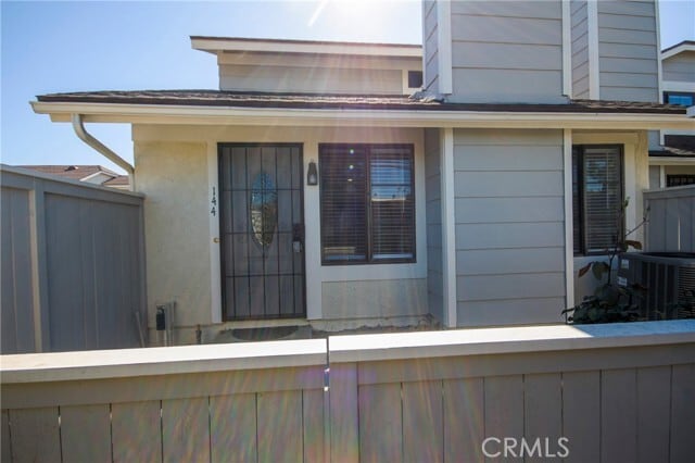 Building Photo - 1700 W Cerritos Ave