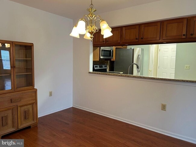 Building Photo - 88 Woolsey Ct