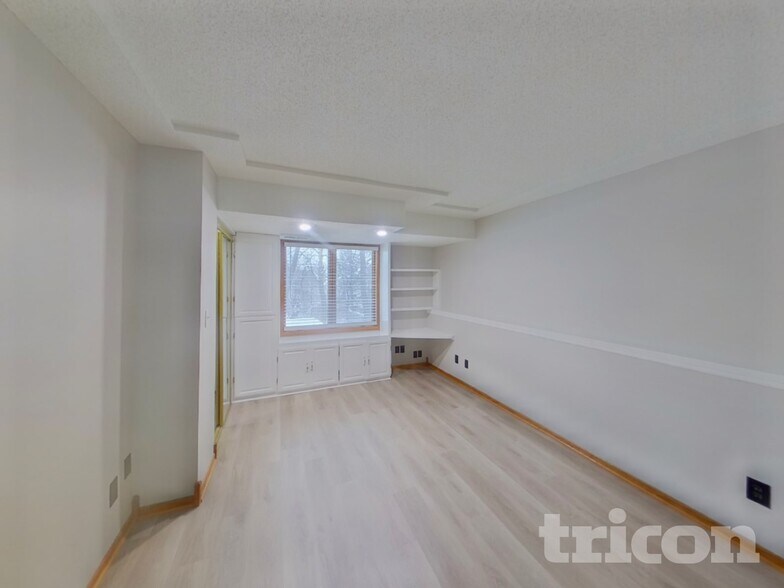 Building Photo - 1503 Palomino Trail