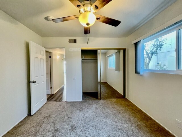 Building Photo - 45225 Sunset Ln