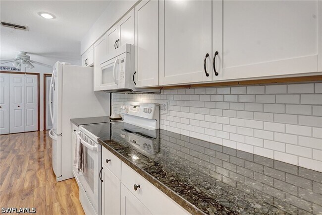 Building Photo - 3520 2nd Ave NE