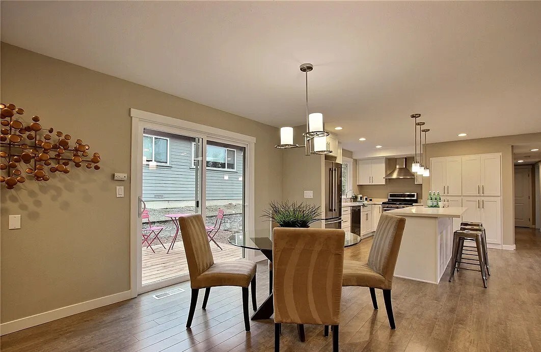 Building Photo - 1415 175th Pl NE