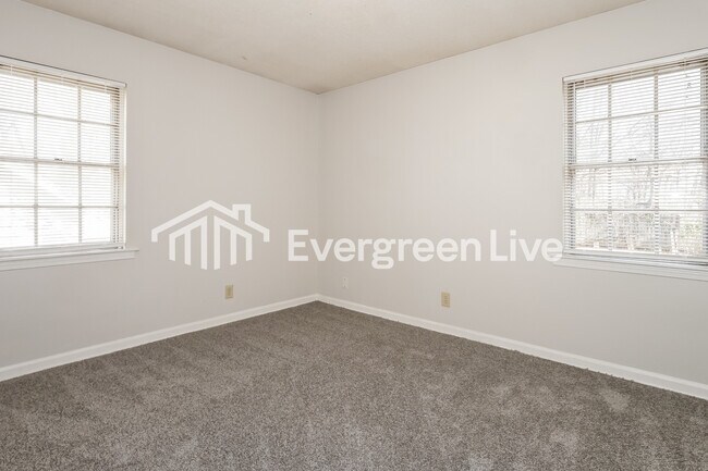 Building Photo - 4054 Beachamp Cove