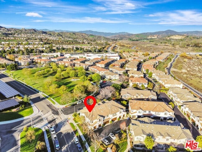 Building Photo - 28667 N Pietro Dr