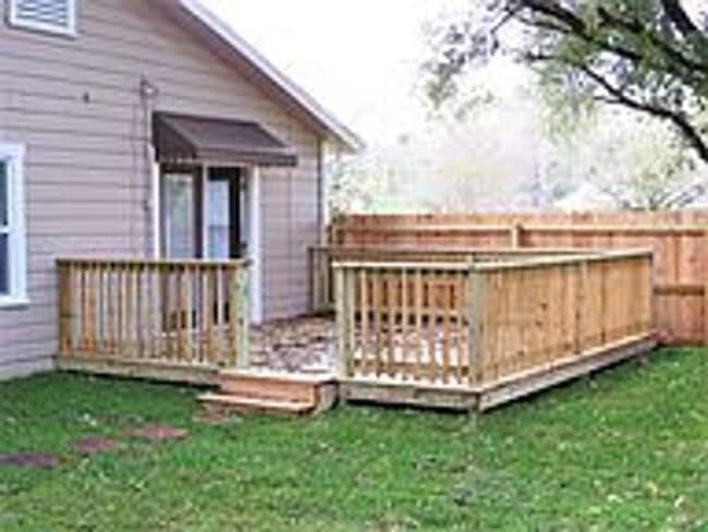 Building Photo - AUG 2026 MOVE IN! UPDATED 2/2 HOUSE IN BRYAN