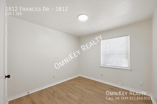 Building Photo - 1812 Frances Dr