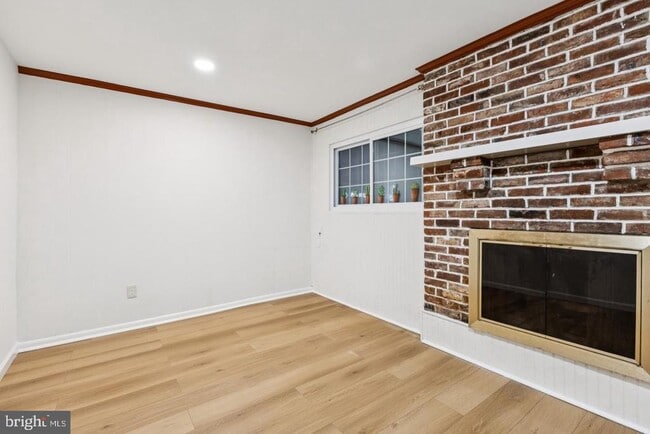 Building Photo - 7714 Arlen St