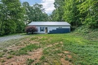 Building Photo - 248 Mountain Brook Rd