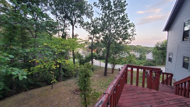 Building Photo - 1 Pine Way Ct