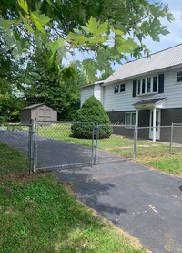 Building Photo - 1185 Crucible Rd