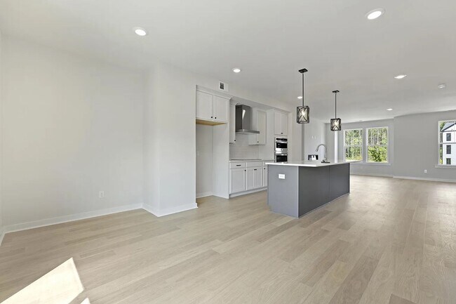 Building Photo - New Construction in the Heart of Nexton