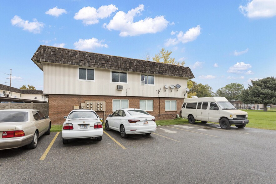 Building Photo - 4497 S 1175 W