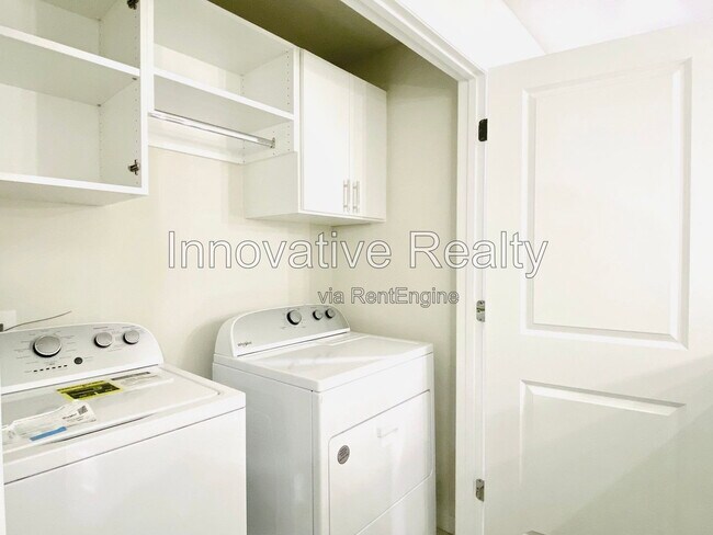 Building Photo - 4577 Sparkling Shell Ave
