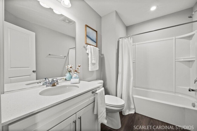 Building Photo - 2230 Weatherbee Ln