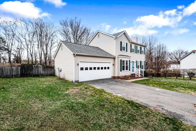 Building Photo - 10704 Live Oak Ct