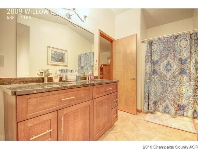 Building Photo - Beautiful Home in Cherry Hills