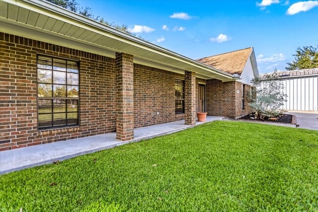 Building Photo - 2906 Avenue S