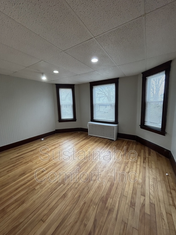 Building Photo - 34 Puritan Ave