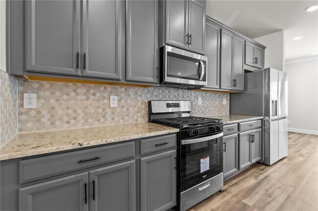 Building Photo - 3614 Shore Wood Ave