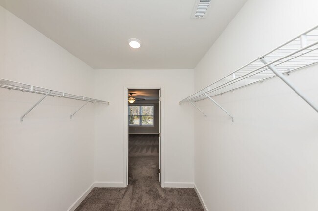 Building Photo - 3604 Silvery Wy