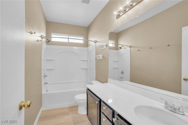 Building Photo - 11665 Primo St