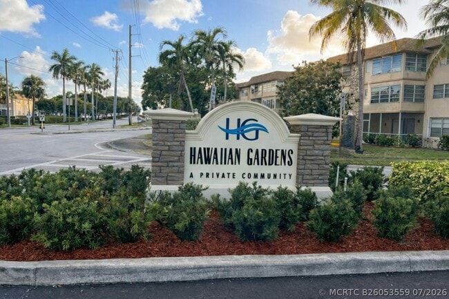 Building Photo - 5041 W Oakland Park Blvd
