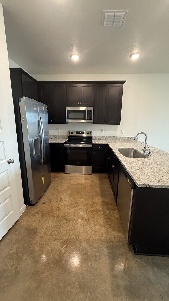 Building Photo - Brand NEW Spacious & Modern 3-Bedroom Duplex with Washer and Dryer and HUGE Backyard