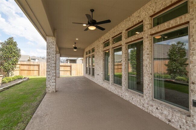 Building Photo - 8703 Azalea Crossing Ct