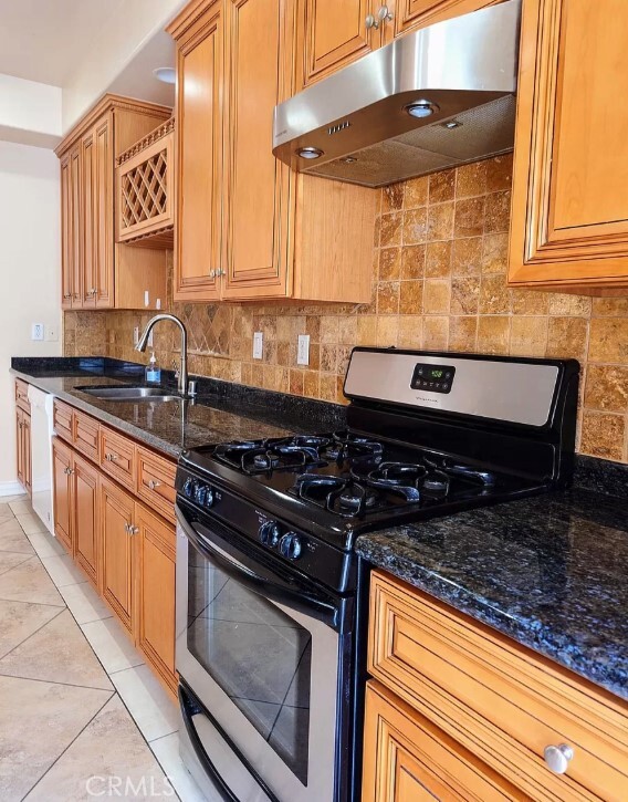 Building Photo - 88 N Roosevelt Ave