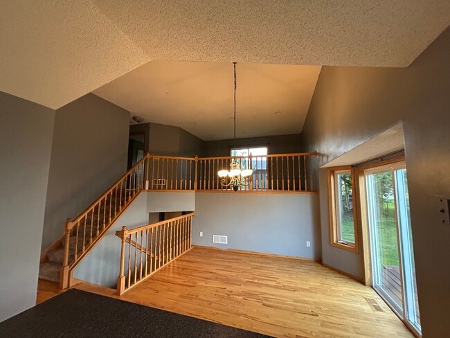 Building Photo - 345 Blue Spruce Ln
