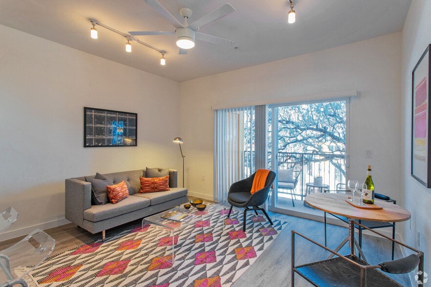 Living Area - Aspire North Austin