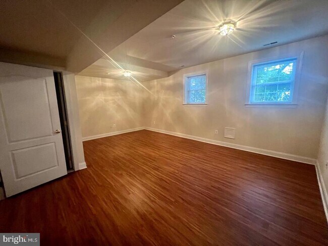 Building Photo - 22106 Fair Garden Ln