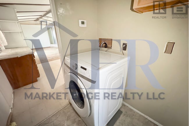 Building Photo - 2Bed/2Bath Mobile Home in Apache Junction! Ready for Immediate Move-In! -- NO HOA! RV PARKING!