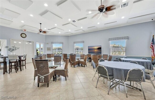 Building Photo - 7811 Regal Heron Cir