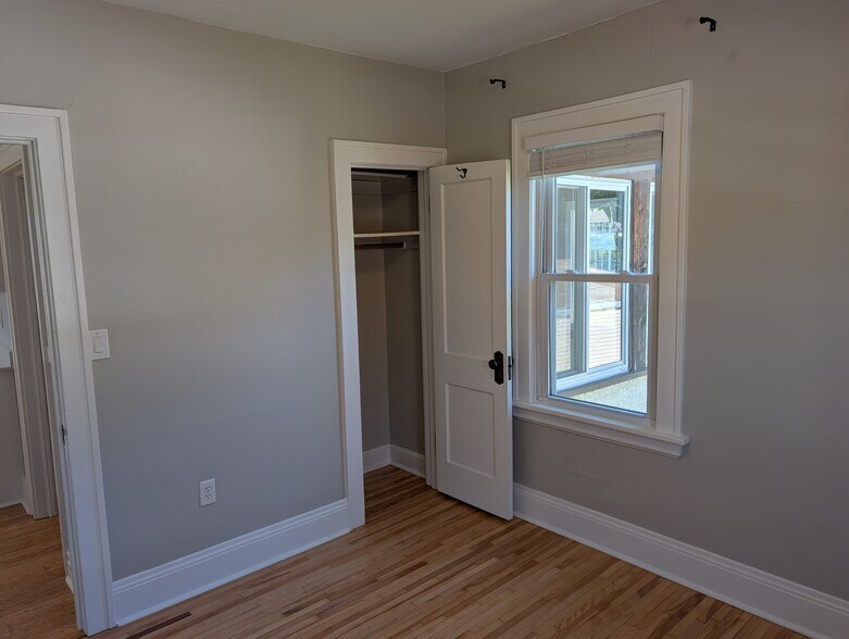 Building Photo - 1298 Marshall Ave