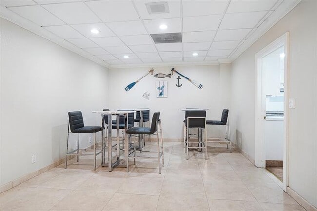 Building Photo - 3900 Galt Ocean Dr